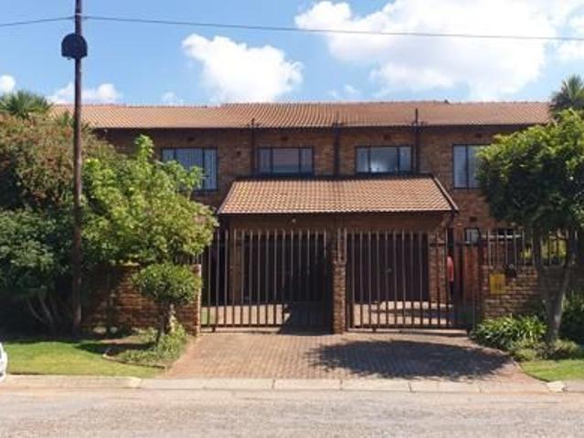Apartment for rent in Nooitgedacht, Gauteng