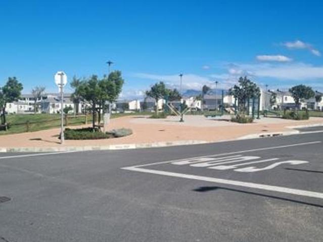 House for sale in Cape Town, Western Cape