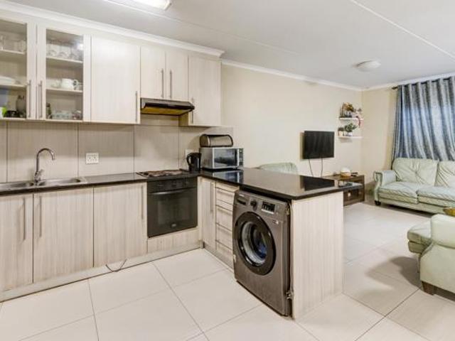 House for sale in Cape Town, Western Cape