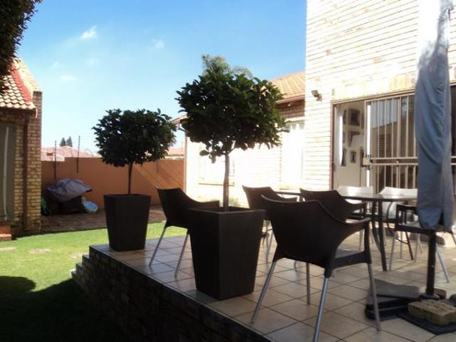 House for rent in Vosloorus, Gauteng