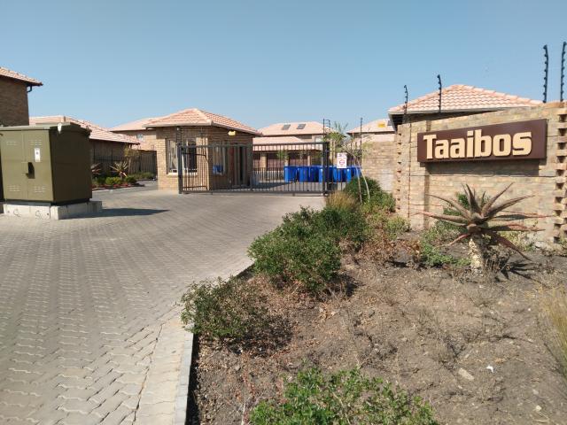 House for rent in Waterkloof, Gauteng