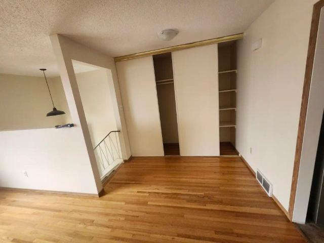 Apartment for rent in Thorncliffe, Calgary