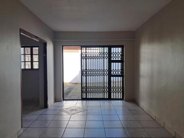 House for rent in Jeffreys Bay, Kouga Local Municipality