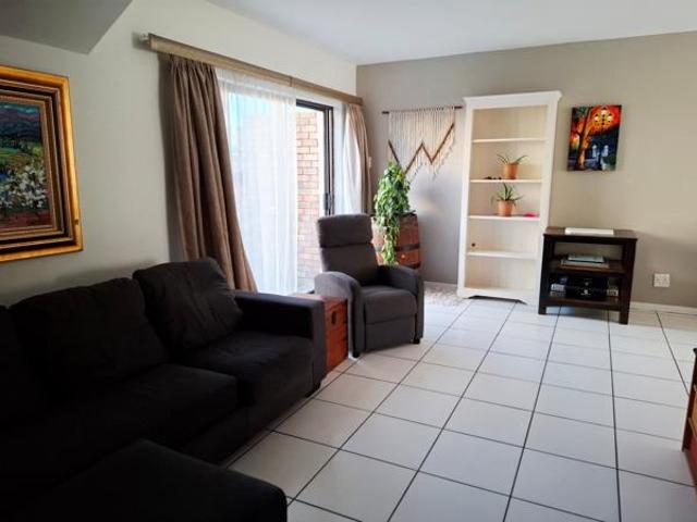 House for sale in Nelson Mandela Bay Ward 18, Nelson Mandela Bay Metropolitan Municipality