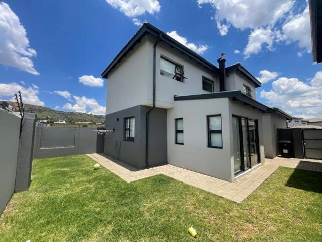Apartment for rent in Nooitgedacht, Gauteng