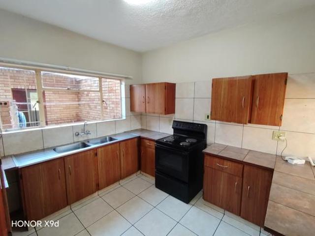 House for rent in Waterkloof, Gauteng