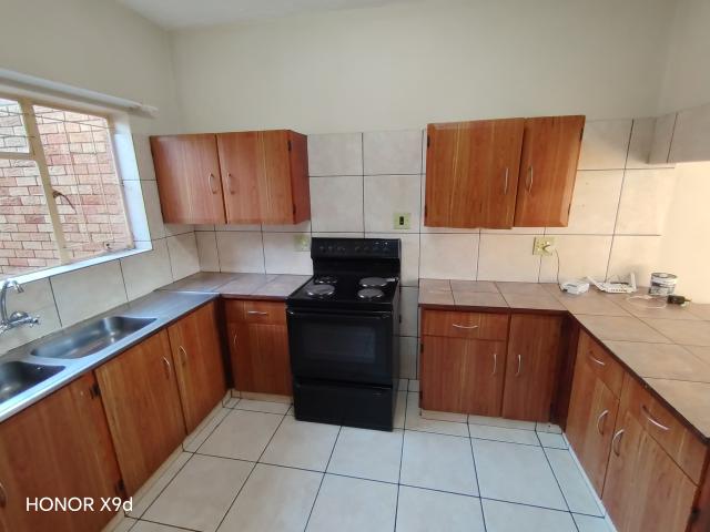 House for rent in Waterkloof, Gauteng