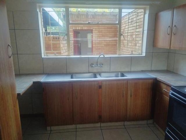 House for rent in Waterkloof, Gauteng