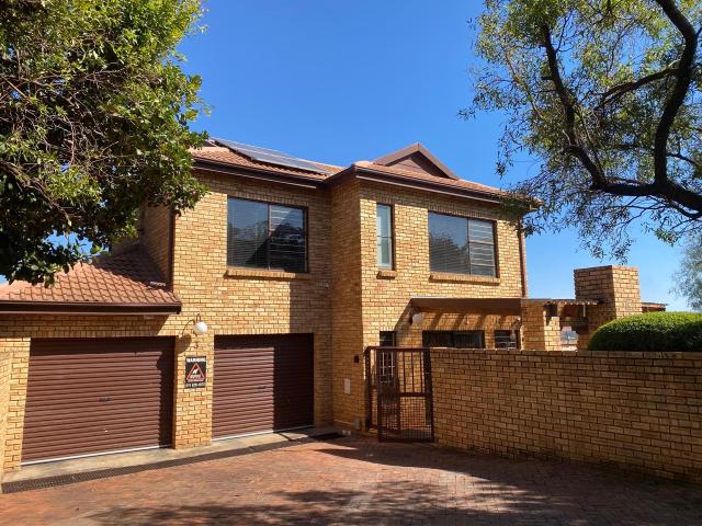 Apartment for rent in Nooitgedacht, Gauteng