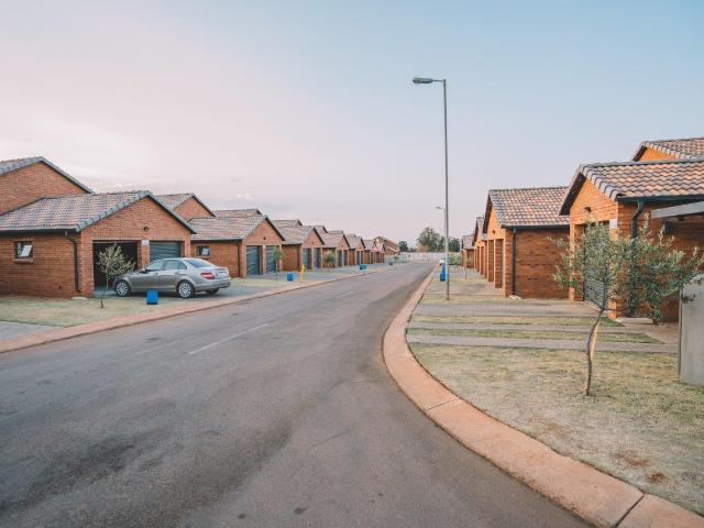 Room for rent in Akasia, Gauteng