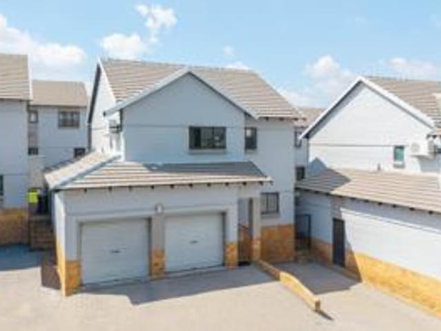 Apartment for rent in Vorna Valley, Midrand