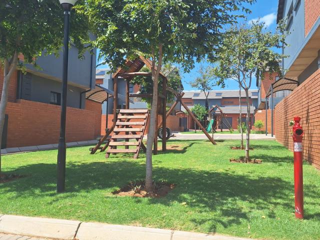 Apartment for rent in Waterkloof, Gauteng