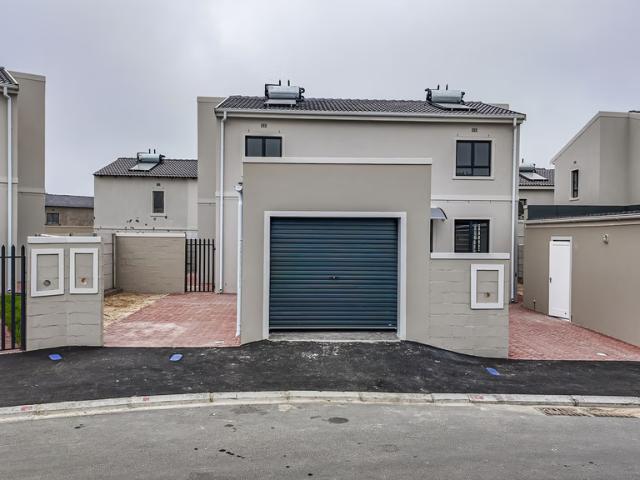 Apartment for rent in Baardskeerdersbos, Western Cape