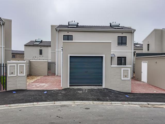Apartment for rent in Baardskeerdersbos, Western Cape