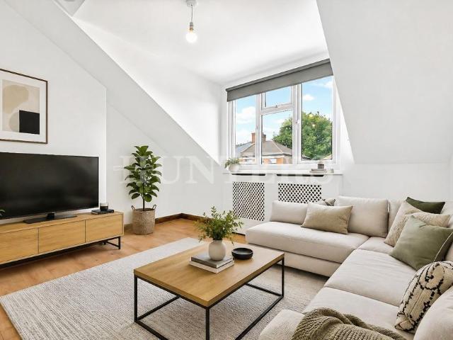 Flat for rent in Greater London