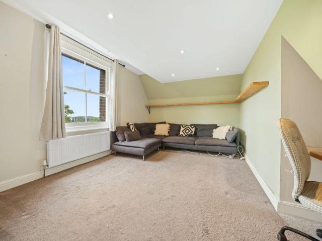 Flat for rent in Crouch End, Greater London
