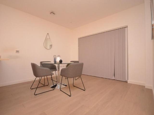 House for rent in Colindale, Greater London