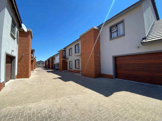 Apartment for rent in Bendor Park, Polokwane Local Municipality