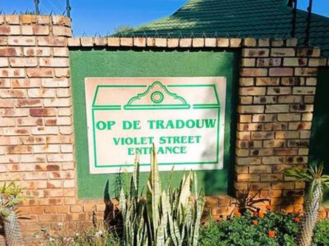 Townhouse for rent in Centurion, Gauteng