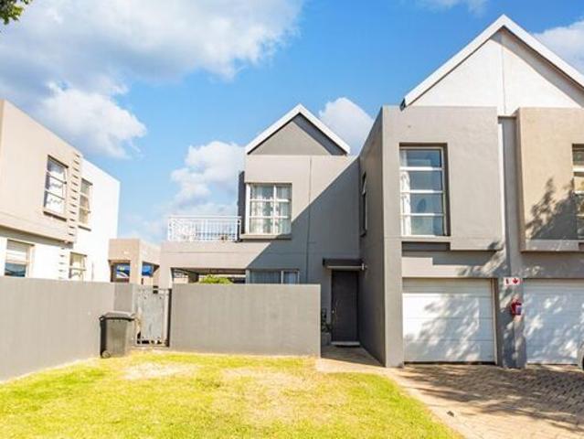 House for rent in North & Sandton, Randburg