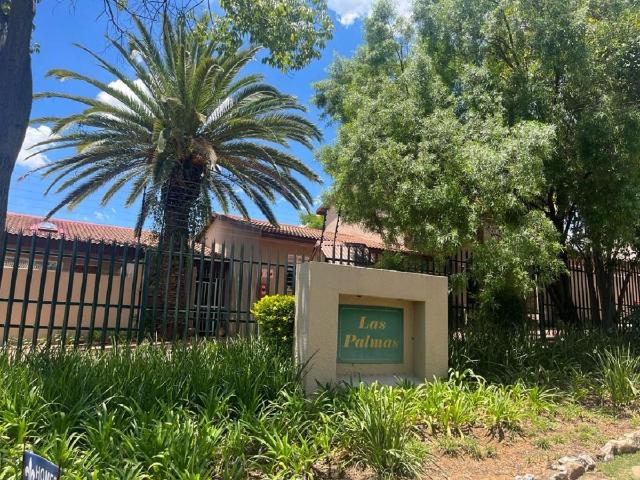 House for rent in Douglasdale, Randburg