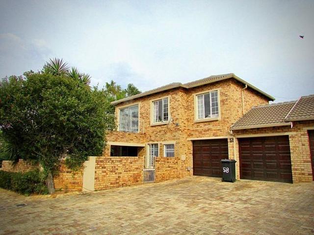 House for rent in Meadowhurst, Randburg