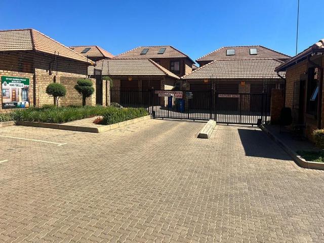 House for rent in Waterkloof, Gauteng