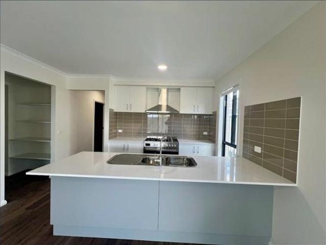 Townhouse for rent in Yarrawonga, Shire of Moira