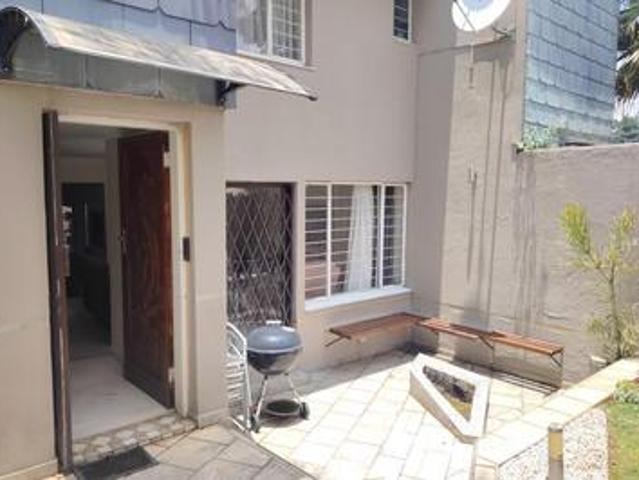 Townhouse for sale in Vosloorus, Gauteng