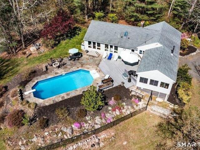 House for sale in Durham, Connecticut