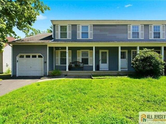 Condo for sale in East Brunswick, New Jersey
