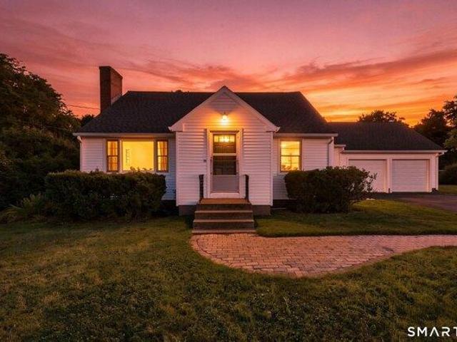 House for sale in Higley Village, East Granby