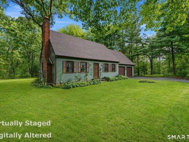 House for sale in East Hampton, Connecticut
