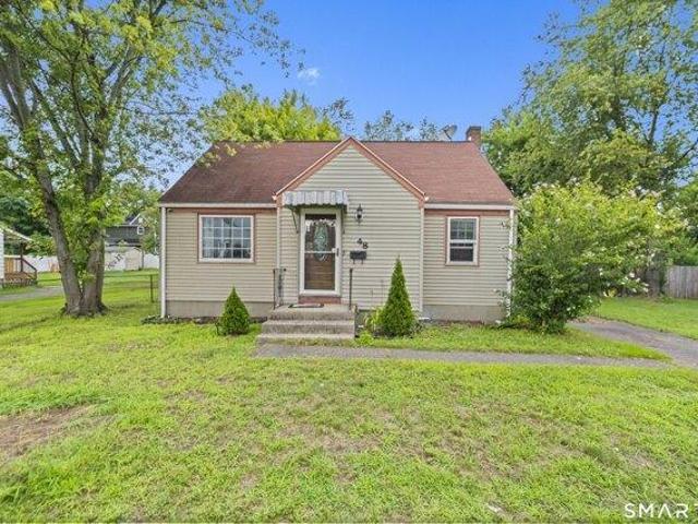 House for sale in Burnside, East Hartford