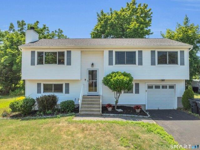House for sale in Momauguin, East Haven