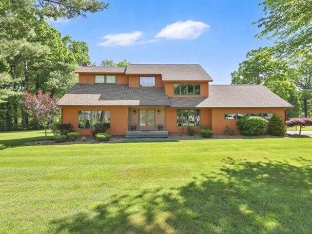 House for sale in Hampden, Massachusetts