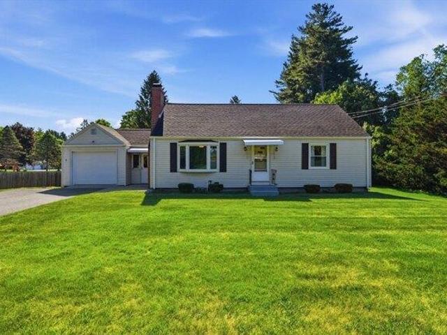 House for sale in Hampden, Massachusetts