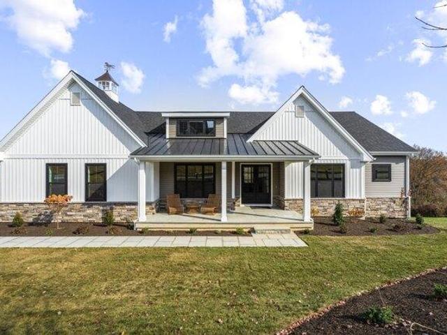 House for sale in East Lyme, Connecticut