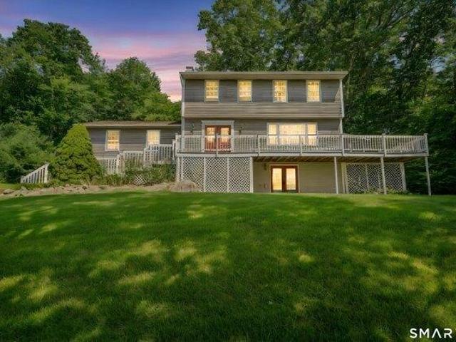 House for sale in East Lyme, Connecticut