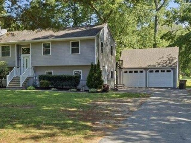 House for sale in East Lyme, Connecticut