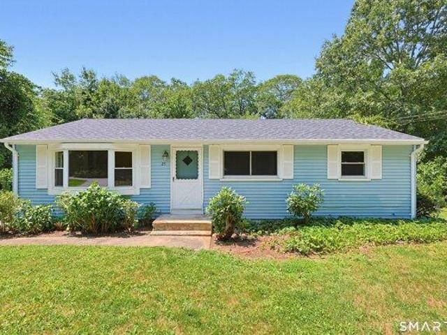 House for sale in East Lyme, Connecticut