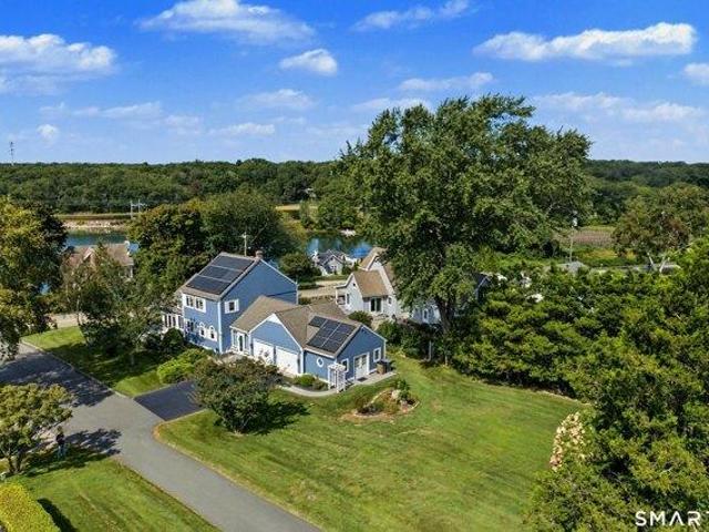 House for sale in East Lyme, Connecticut