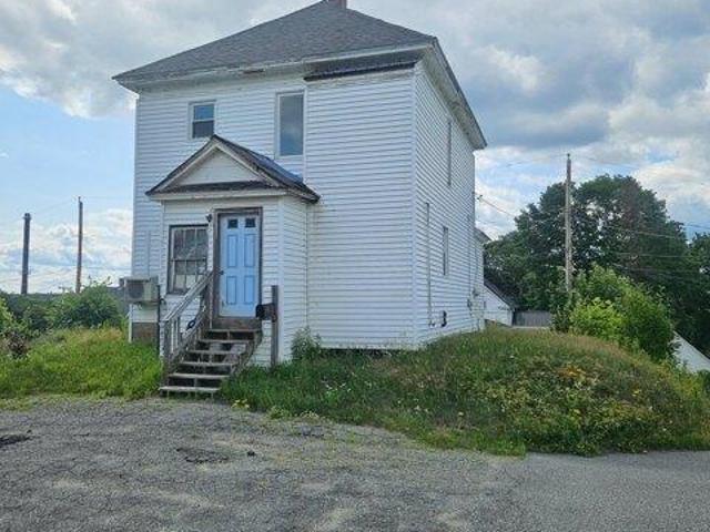 House for sale in East Millinocket, Maine