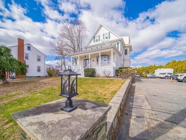 House for sale in Armington Corner, East Providence