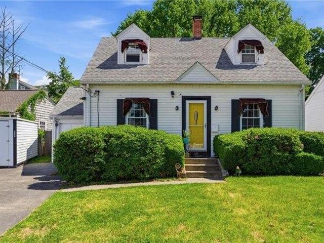 House for sale in Rumford, East Providence