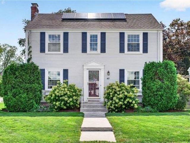 House for sale in East Providence Center, East Providence