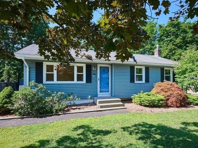 House for sale in Easthampton, Massachusetts