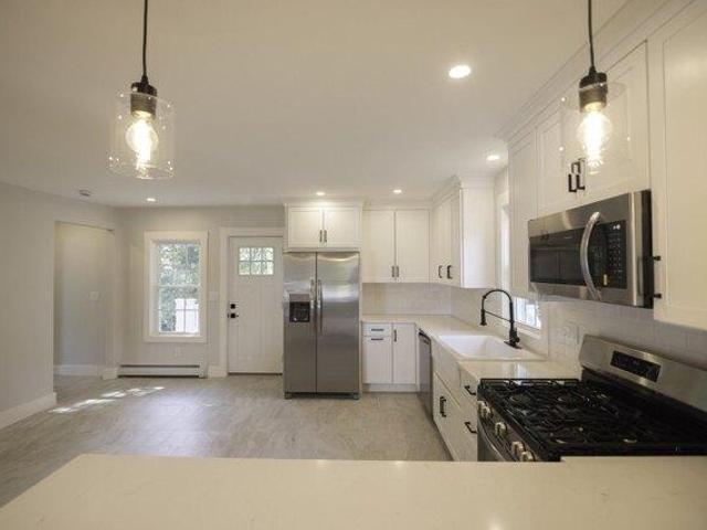 House for sale in North Easton, Easton
