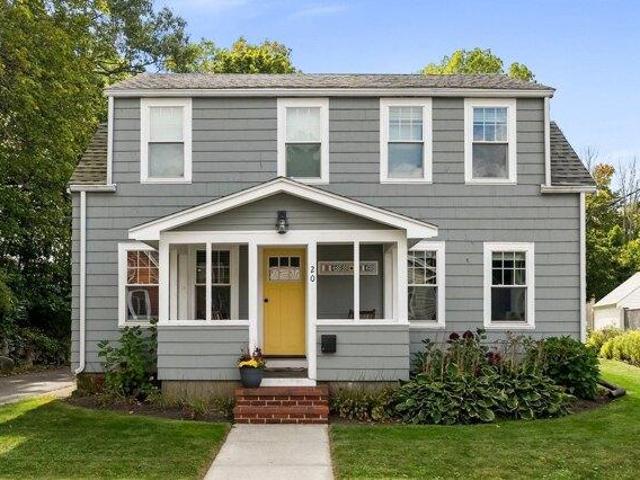 House for sale in North Easton, Easton