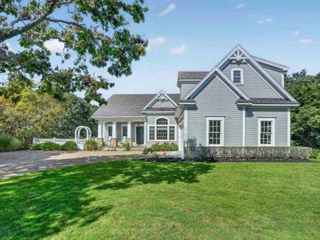House for sale in Edgartown, Dukes County
